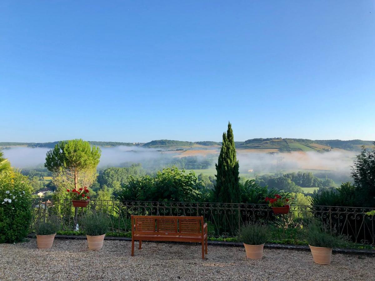 Le Chevalier Noir Bed & Breakfast Cordes-sur-Ciel Exterior photo