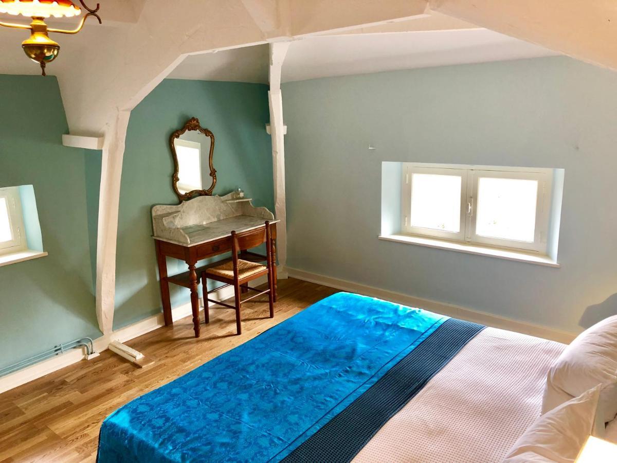 Le Chevalier Noir Bed & Breakfast Cordes-sur-Ciel Exterior photo